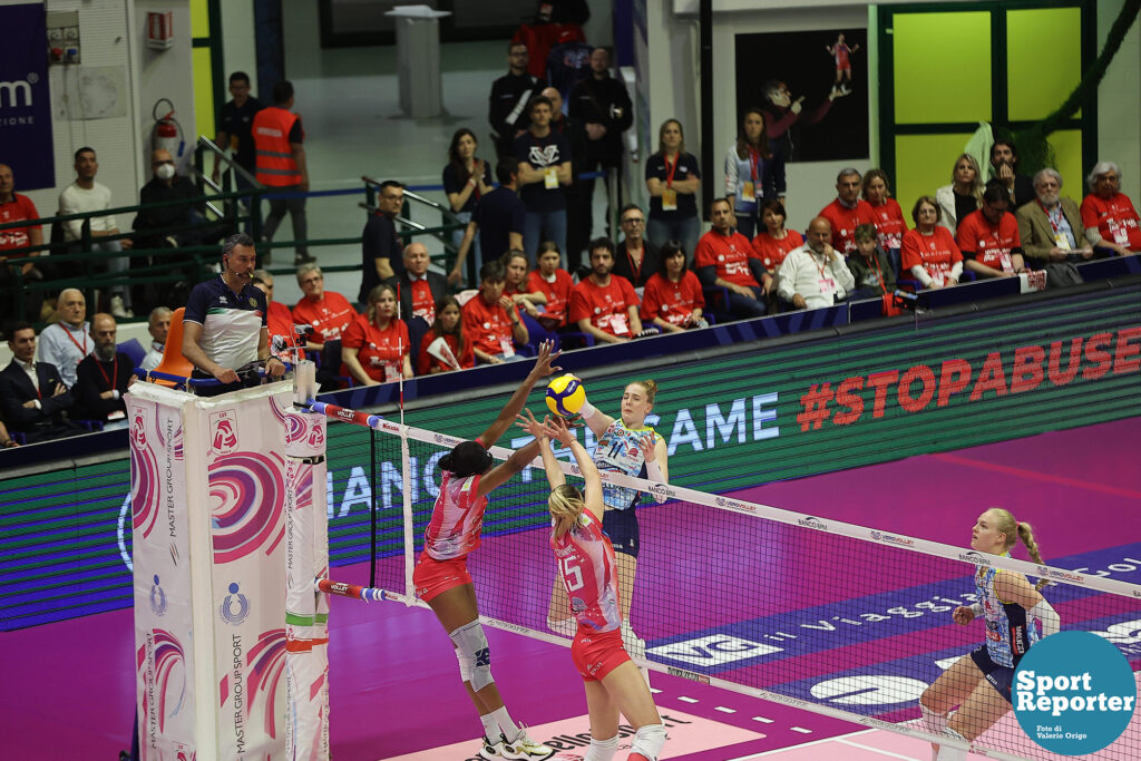 Spike of Haak Isabelle (Imoco Conegliano) - Finale4 Playoff