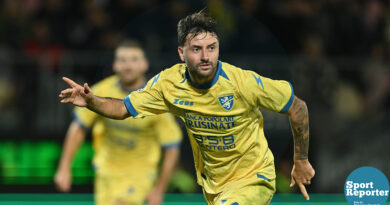 Il Frosinone ne fa cinque al Lecce ed è sesto in classifica Il Frosinone ne fa cinque al Lecce ed è sesto in classifica